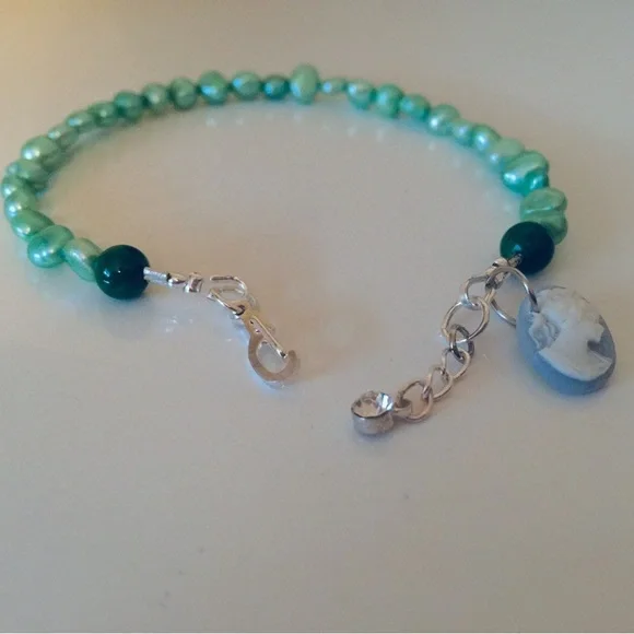 Beaded bracelet - Picture 2 of 5